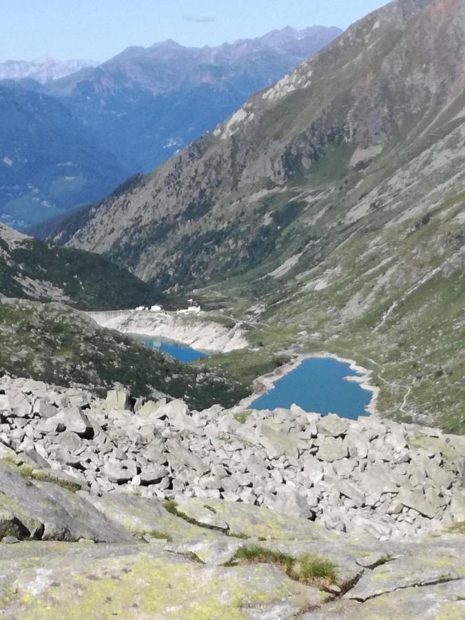Готель Rifugio Stella Alpina Saviore dell'Adamello Екстер'єр фото